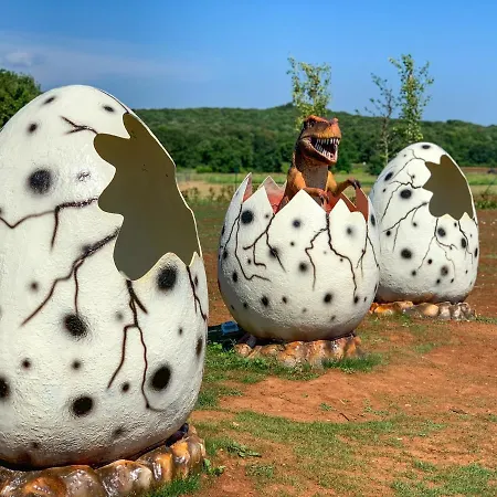 פארק נופש Luxury Glamping Bay Porto Bus באלה