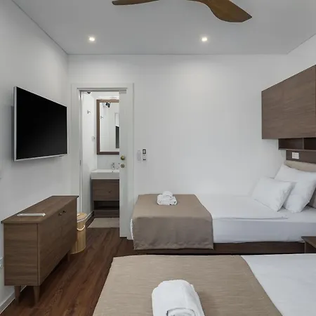 Luxury Glamping Bay Porto Bus