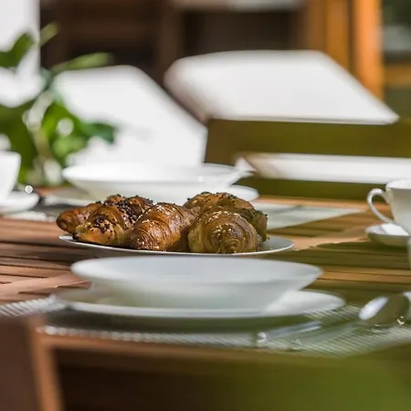 Luxury Glamping Bay Porto Bus Holiday park *