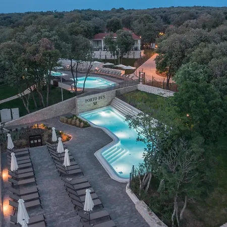 Luxury Glamping Bay Porto Bus Holiday park