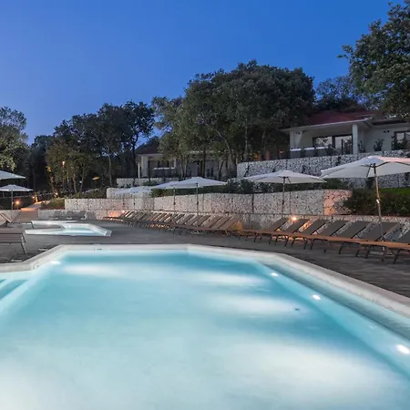 Luxury Glamping Bay Porto Bus Holiday park