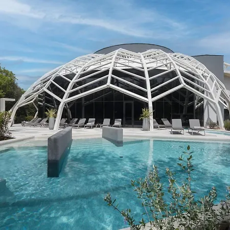 Holiday park Luxury Glamping Bay Porto Bus Bale